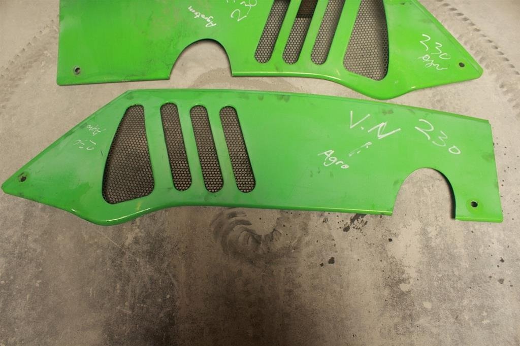 Sonstiges Traktorzubehör Türe ait Deutz Agrotron Motorhjelm / Engine Hood, Gebrauchtmaschine içinde Viborg (resim 3)