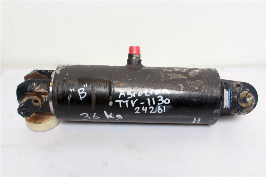 Sonstiges Traktorzubehör des Typs Deutz TTV 1130 Liftcylinder / Lift Cylinder, Gebrauchtmaschine in Viborg (Bild 2)