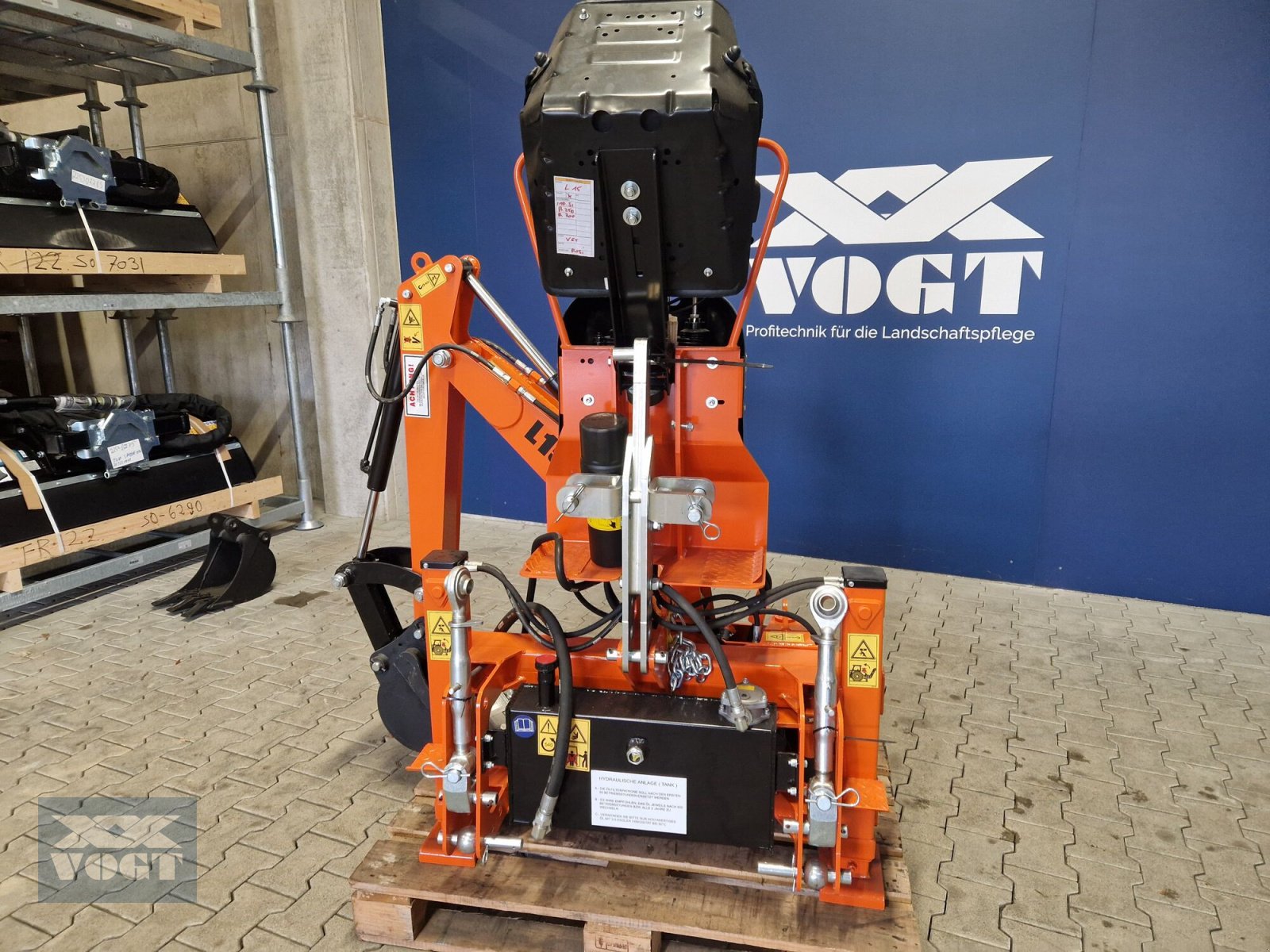 Sonstiges Traktorzubehör van het type DIGGER L15 Heckbagger /Anbaubagger für Traktor inkl. Baggerschaufel-Sonderpreis-, Neumaschine in Schmallenberg (Foto 2)
