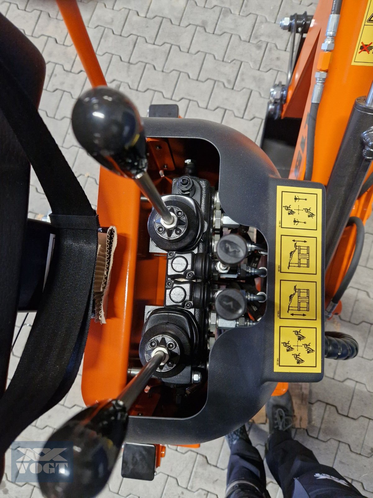 Sonstiges Traktorzubehör van het type DIGGER L15 Heckbagger /Anbaubagger für Traktor inkl. Baggerschaufel-Sonderpreis-, Neumaschine in Schmallenberg (Foto 10)