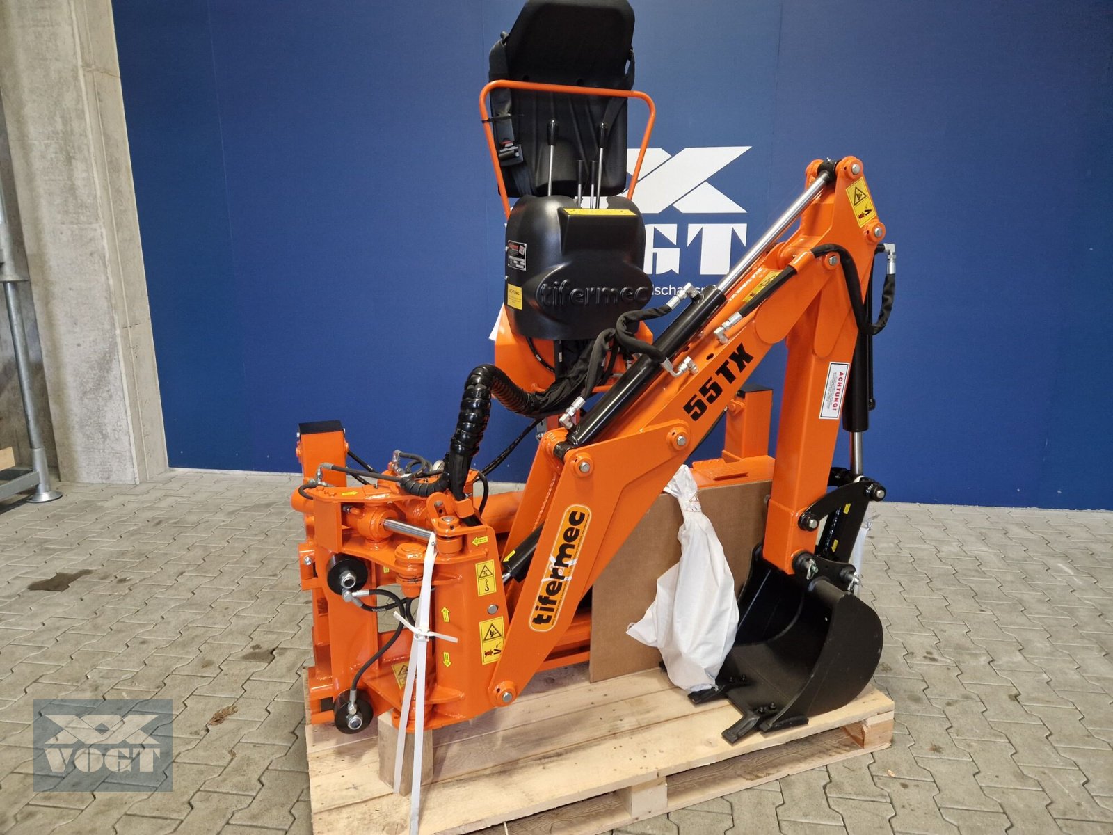 Sonstiges Traktorzubehör a típus DIGGER TIX 55 Heckbagger /Anbaubagger für Traktor inkl. Baggerschaufel-Lagergerät, Neumaschine ekkor: Schmallenberg (Kép 1)