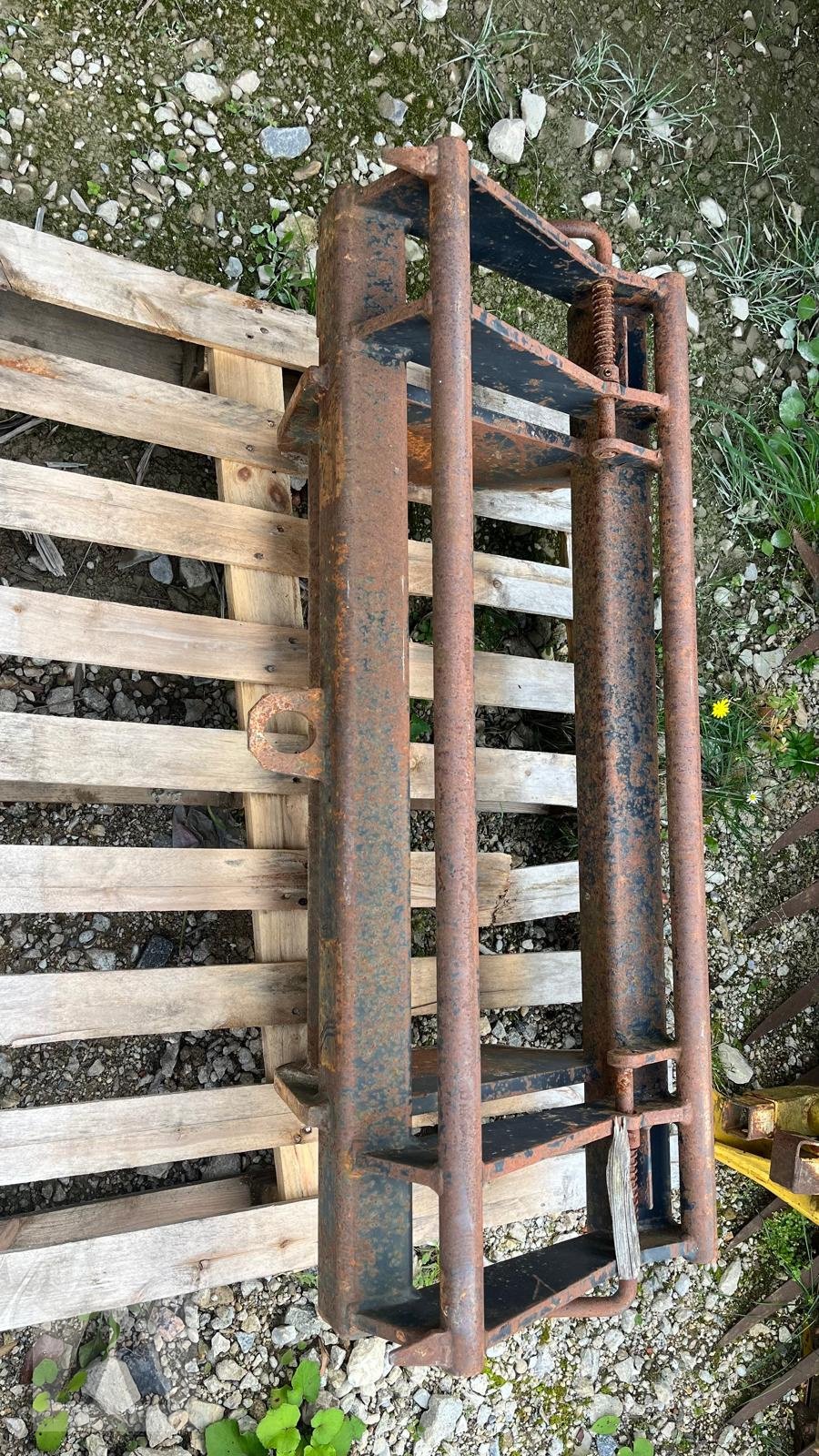 Sonstiges Traktorzubehör des Typs Euroaufnahme Adapter Euro Euroaufnahme Dreipunkt manitou, Gebrauchtmaschine in Regensburg (Bild 4)