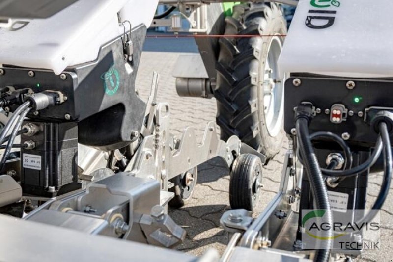 Sonstiges Traktorzubehör des Typs FarmDroid FD20, Neumaschine in Harsum (Bild 11)