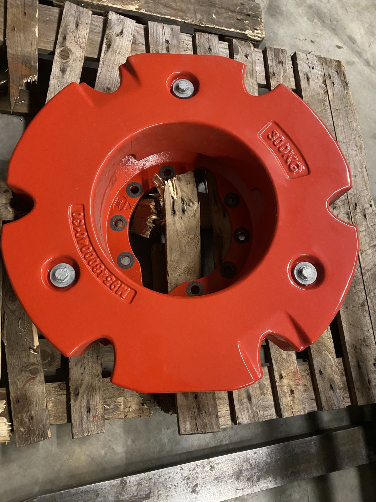 Sonstiges Traktorzubehör типа Fendt 2 x 300 kg Radgewichte mit 2 x 10 Loch Anbauplatten Fendt 700 800 900, Gebrauchtmaschine в Weigendorf (Фотография 2)