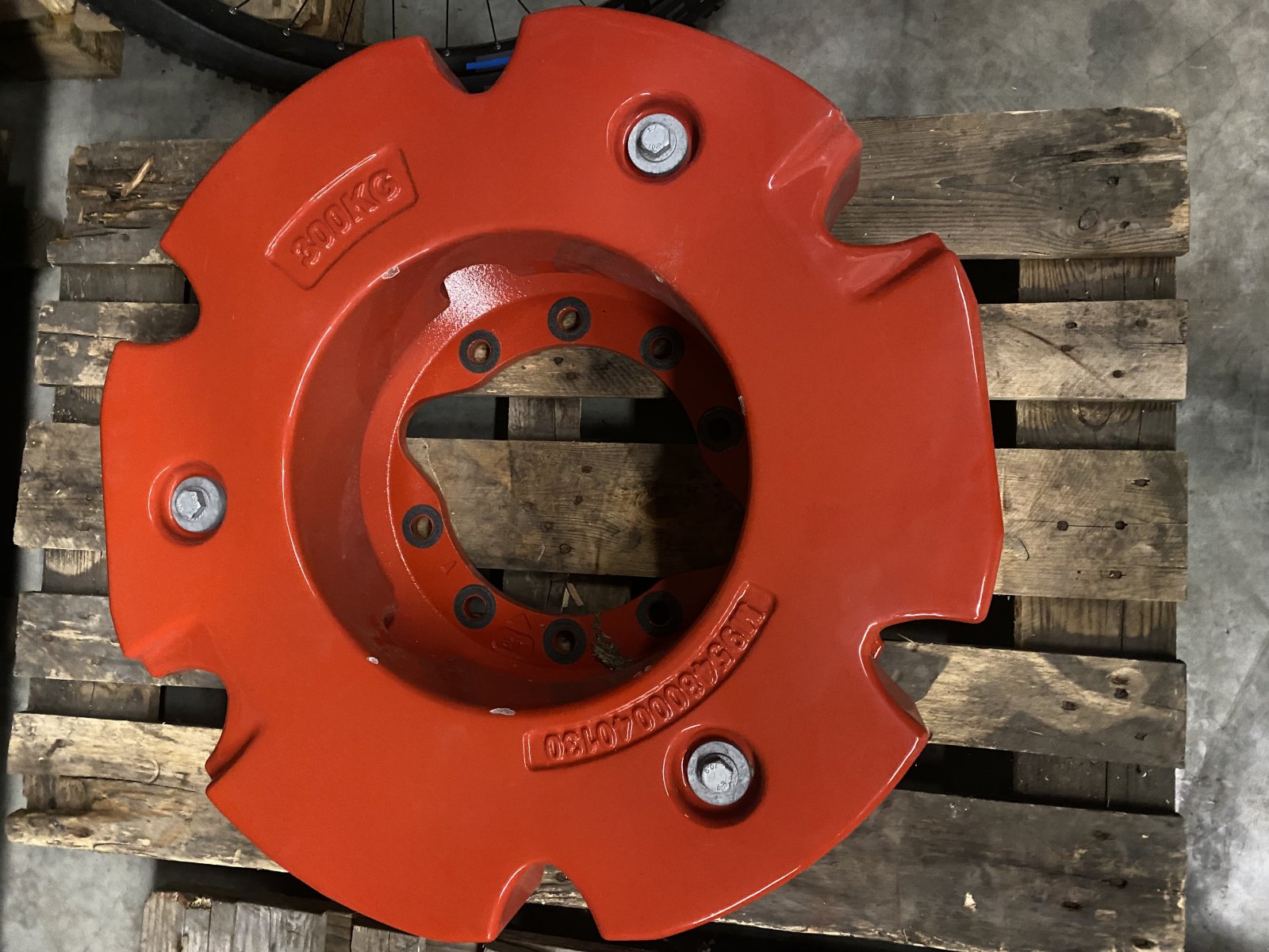 Sonstiges Traktorzubehör типа Fendt 2 x 300 kg Radgewichte mit 2 x 10 Loch Anbauplatten Fendt 700 800 900, Gebrauchtmaschine в Weigendorf (Фотография 3)