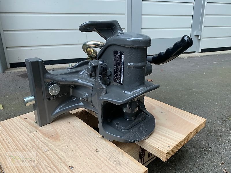 Sonstiges Traktorzubehör typu Fendt Anhängekupplung 31,2er Schlitten, 38er Bolzen, Neumaschine w Alitzheim (Zdjęcie 5)