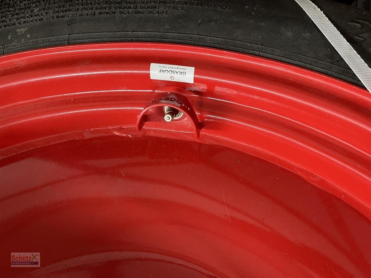 Sonstiges Traktorzubehör Türe ait Fendt Bereifung Fendt 300 500 Favorit 311 312 515 512, Gebrauchtmaschine içinde Schierling (resim 11)