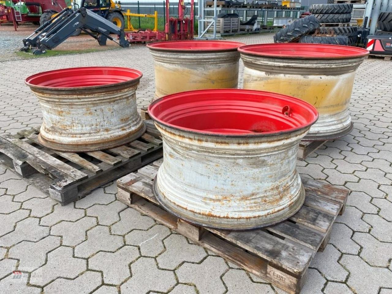 Sonstiges Traktorzubehör des Typs Fendt FELGEN 9ER FENDT TW18X34 TW25X42, Gebrauchtmaschine in Oyten (Bild 1)