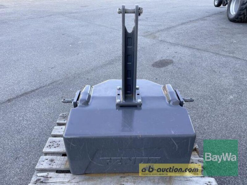 Sonstiges Traktorzubehör del tipo Fendt GEWICHT 1250 KG #A009, Gebrauchtmaschine en Bamberg