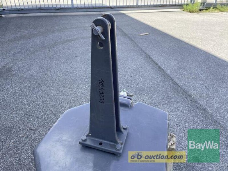 Sonstiges Traktorzubehör des Typs Fendt GEWICHT 1250 KG, Gebrauchtmaschine in Bamberg (Bild 5)