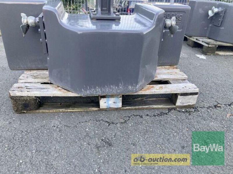 Sonstiges Traktorzubehör des Typs Fendt GEWICHT 1800 KG, Gebrauchtmaschine in Bamberg (Bild 5)