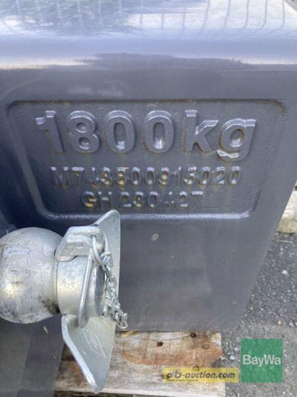 Sonstiges Traktorzubehör des Typs Fendt GEWICHT 1800 KG, Gebrauchtmaschine in Bamberg (Bild 8)
