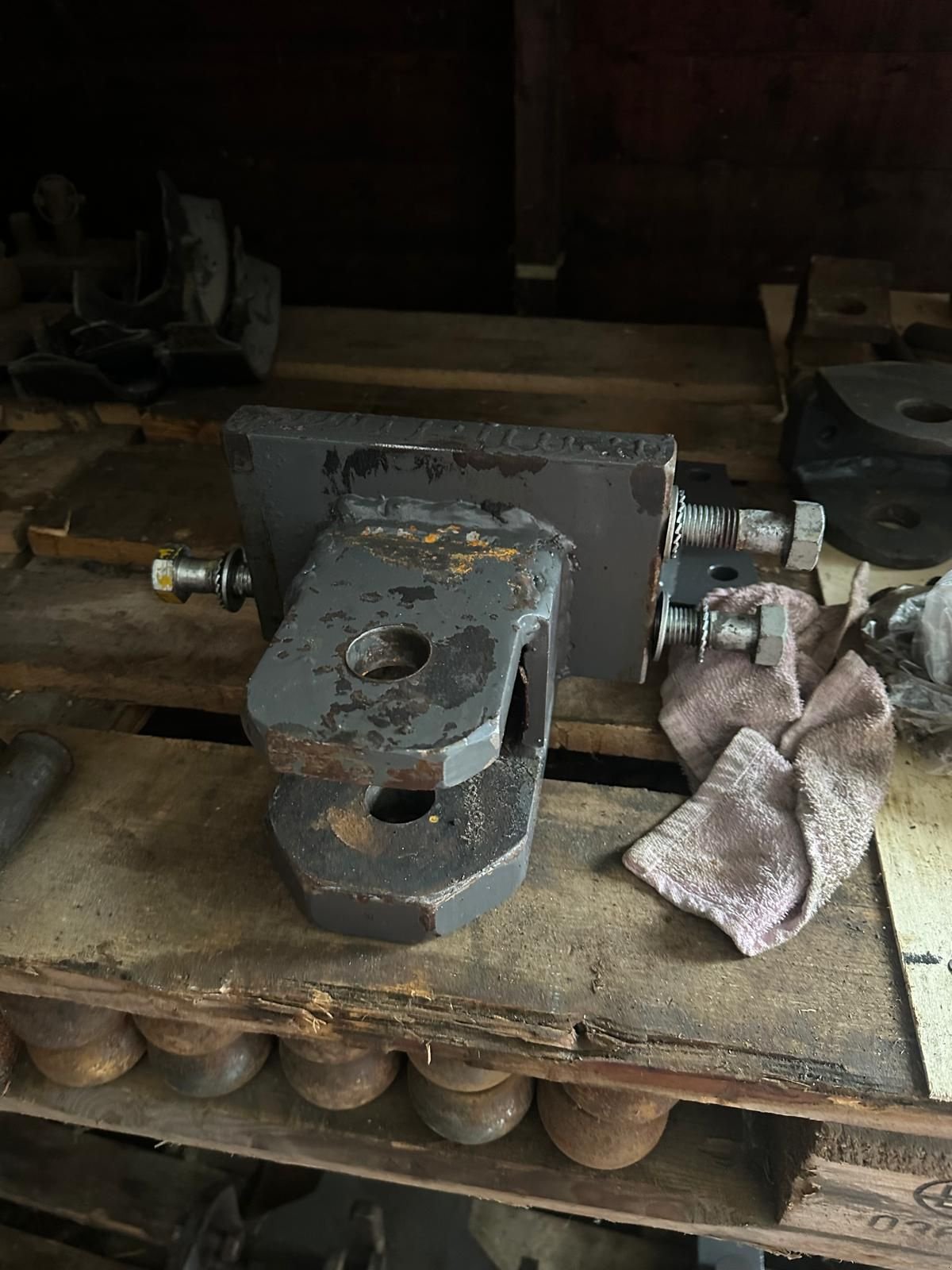 Sonstiges Traktorzubehör typu Fendt gewichten ondertrekhaak, Gebrauchtmaschine v zwolle (Obrázek 7)