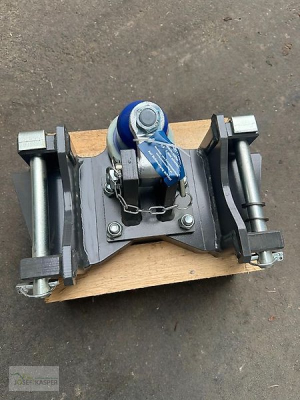 Sonstiges Traktorzubehör του τύπου Fendt K80 Festanbau - Zugkugelkupplung, 200er / 300er Serie, Neumaschine σε Alitzheim (Φωτογραφία 3)