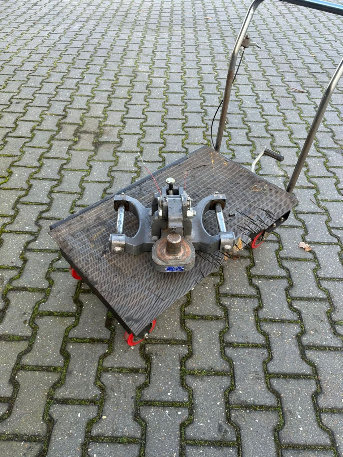 Sonstiges Traktorzubehör tipa Fendt Ondertrekhaak, Gebrauchtmaschine u zwolle (Slika 2)