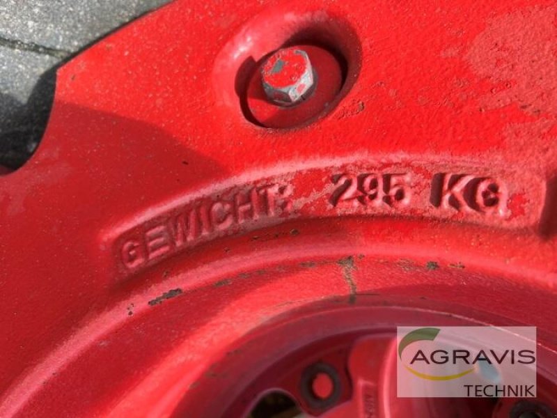 Sonstiges Traktorzubehör типа Fendt RADGEWICHTE 4X 300 KG, Gebrauchtmaschine в Meppen (Фотография 6)