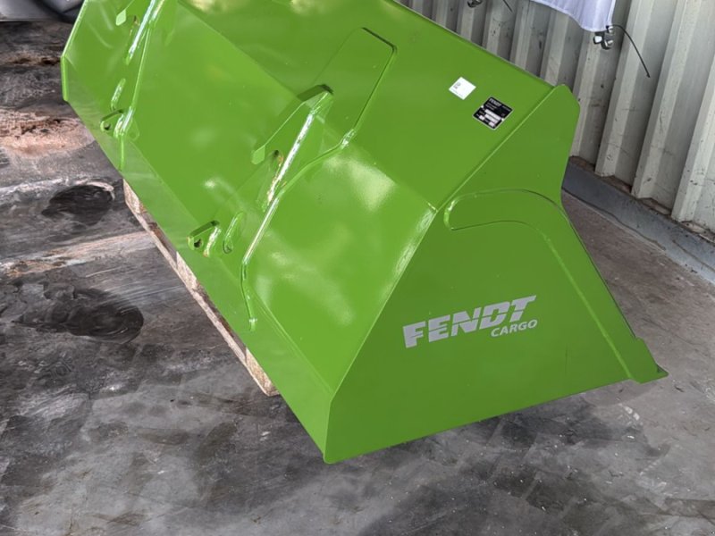 Sonstiges Traktorzubehör des Typs Fendt Universalschaufel 2100, Neumaschine in Husum (Bild 1)