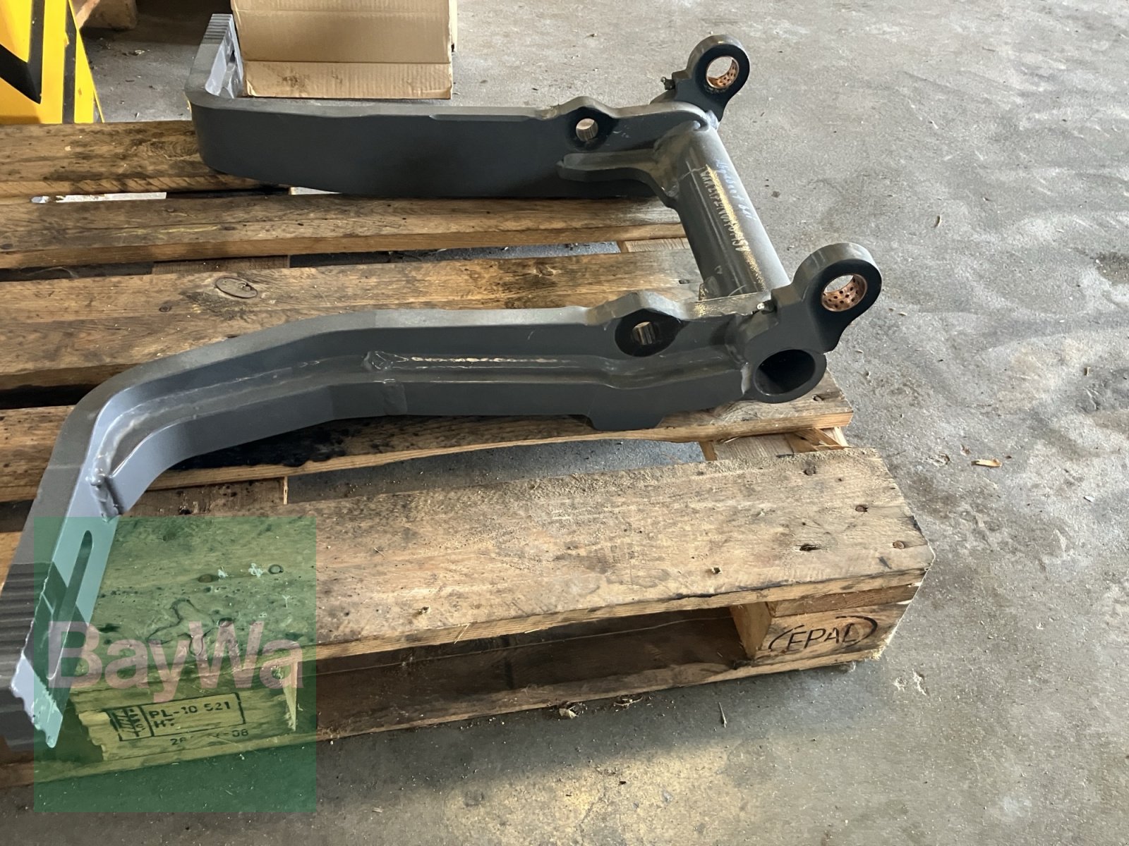 Sonstiges Traktorzubehör des Typs Fendt Unterlenker, Neumaschine in Volkach (Bild 3)