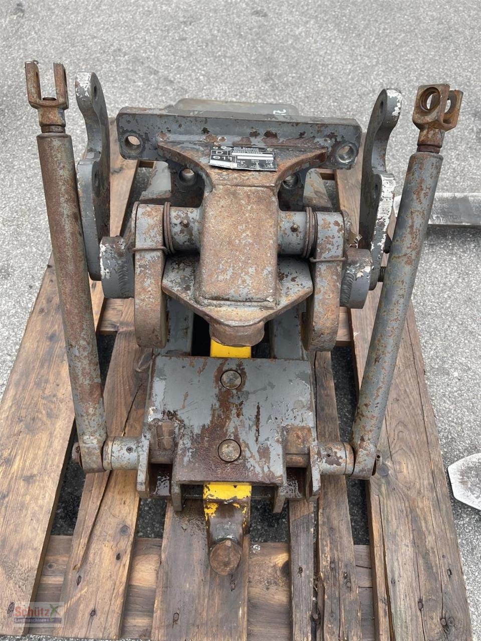 Sonstiges Traktorzubehör tipa Fendt Vario 309 Ci Hitch Anhängung, Gebrauchtmaschine u Schierling (Slika 3)