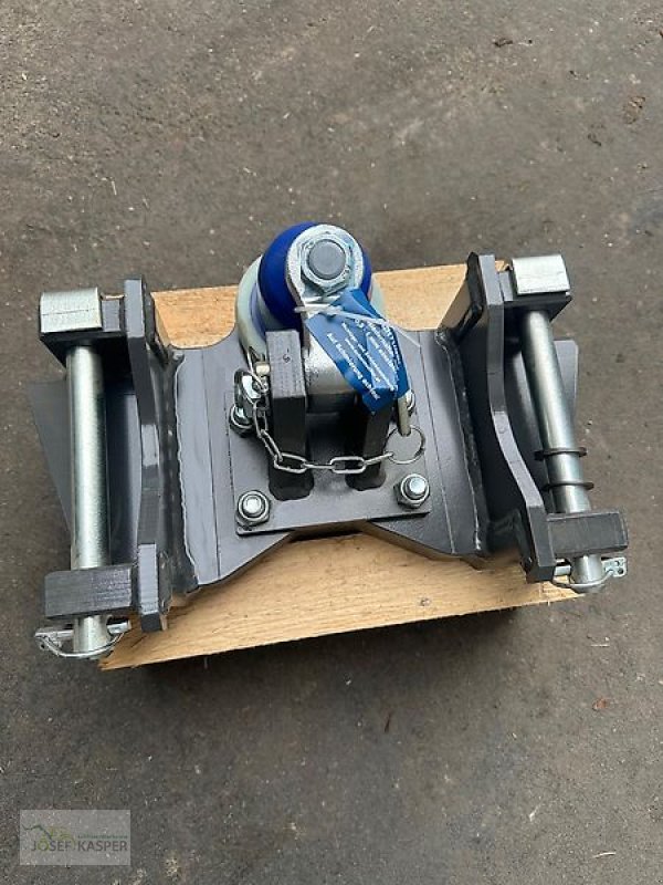 Sonstiges Traktorzubehör типа Fendt Zugkugelkupplung K80  Festanbau 200er / 300er Serie, Neumaschine в Alitzheim (Фотография 3)