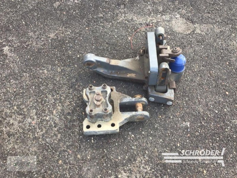 Sonstiges Traktorzubehör of the type Fendt ZUGKUGELKUPPLUNG K80 KURZ + ANBAUPLATTE, Neumaschine in Penzlin (Picture 1)