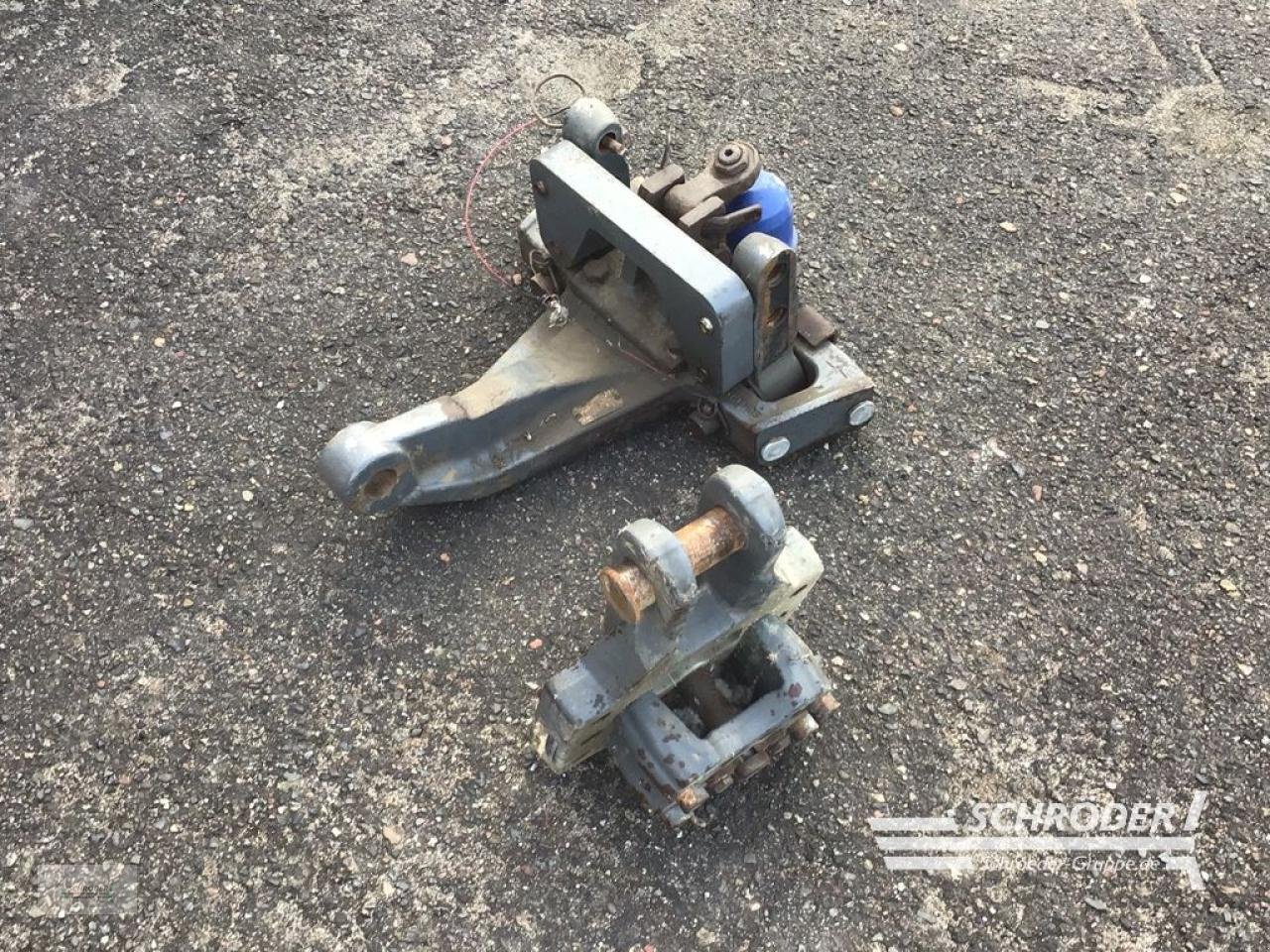 Sonstiges Traktorzubehör van het type Fendt ZUGKUGELKUPPLUNG K80 KURZ + ANBAUPLATTE, Neumaschine in Penzlin (Foto 5)