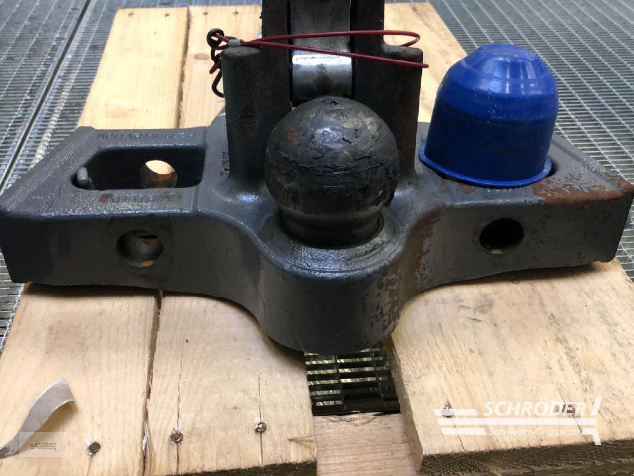 Sonstiges Traktorzubehör del tipo Fendt ZUGKUGELKUPPLUNG K80 KURZ, Gebrauchtmaschine en Ahlerstedt (Imagen 3)