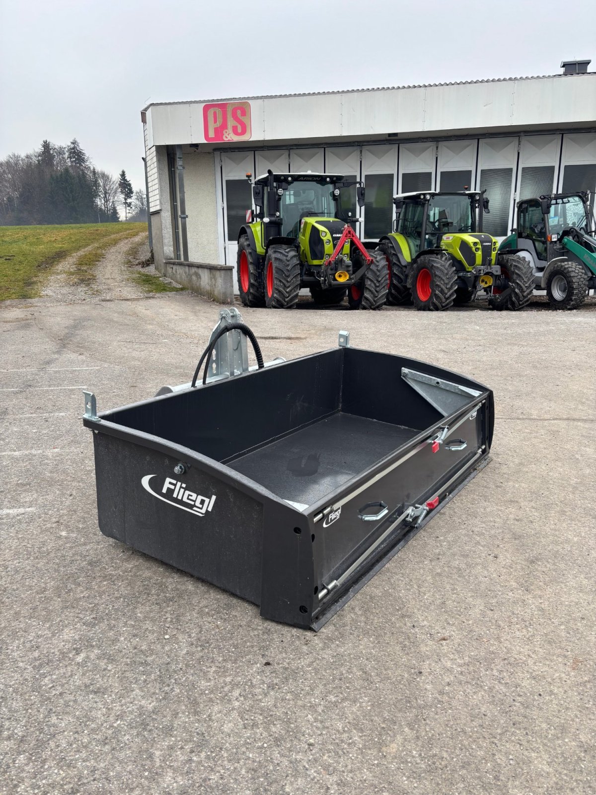 Sonstiges Traktorzubehör des Typs Fliegl Gigant 2200, Neumaschine in Elixhausen (Bild 2)