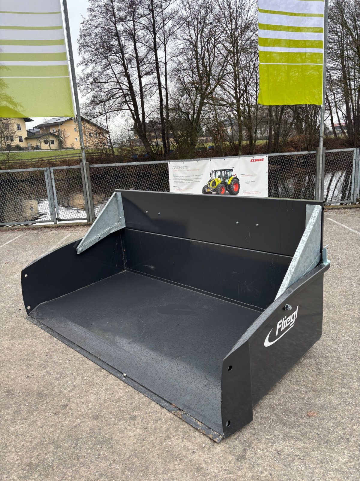 Sonstiges Traktorzubehör des Typs Fliegl Gigant 2200, Neumaschine in Elixhausen (Bild 8)