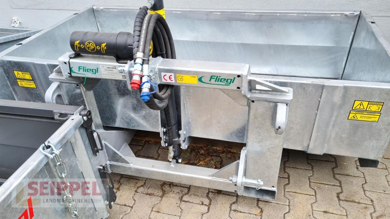 Sonstiges Traktorzubehör des Typs Fliegl HECKSCHAUFEL 1800MM HYDR. HSHFLM180000V, Neumaschine in Groß-Umstadt (Bild 2)