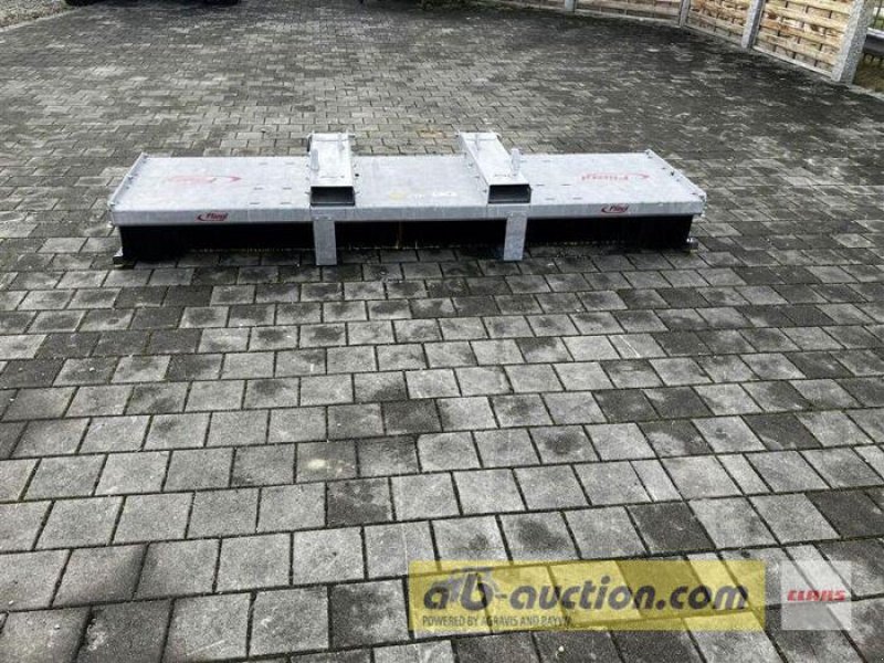 Sonstiges Traktorzubehör des Typs Fliegl KEHRBESEN LÖWE 3000MM, Gebrauchtmaschine in Töging am Inn (Bild 2)