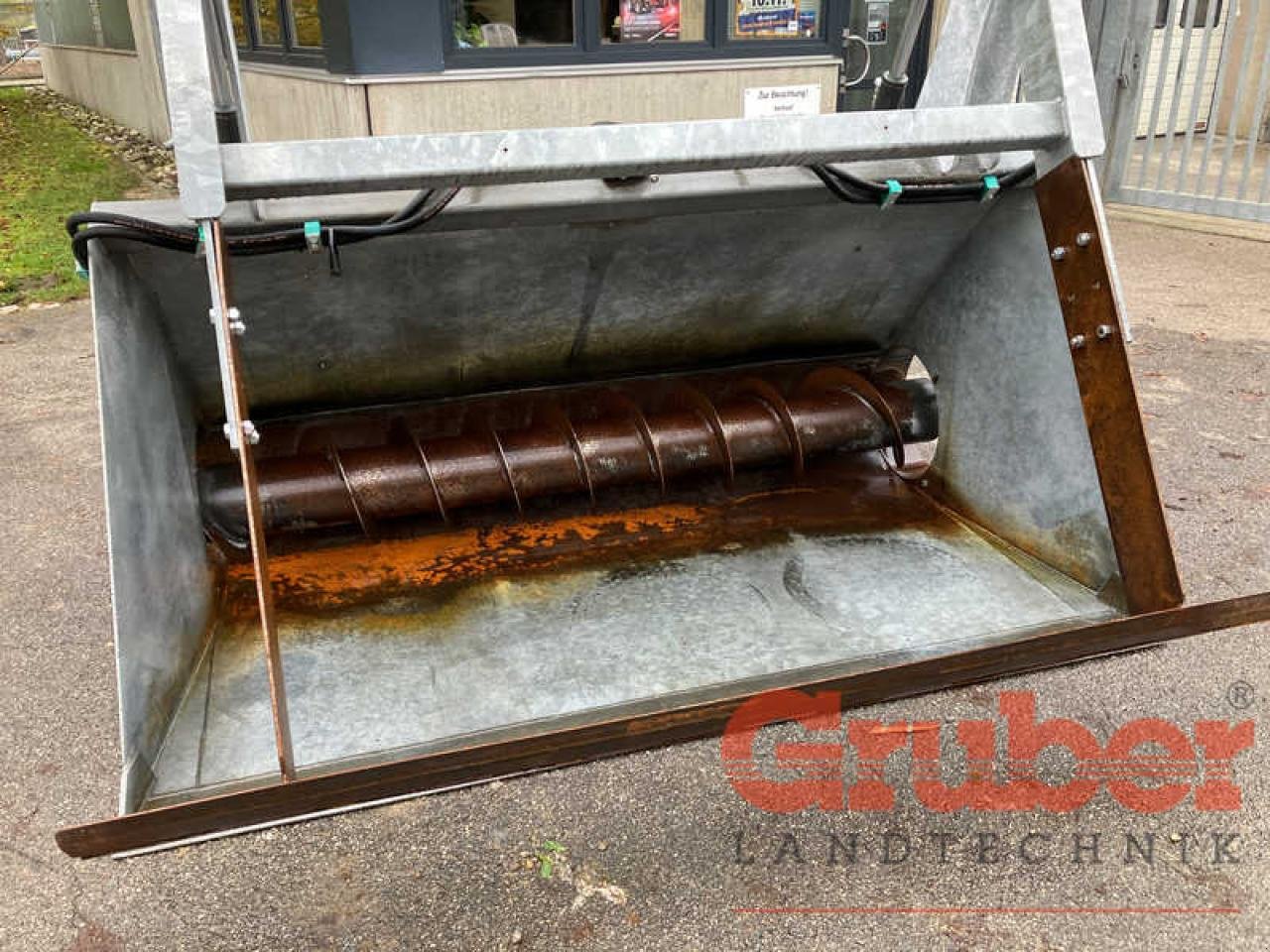 Sonstiges Traktorzubehör des Typs Fliegl Siloverteilschaufel, Gebrauchtmaschine in Ampfing (Bild 2)