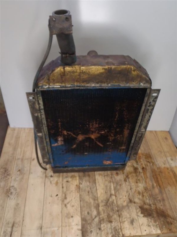 Sonstiges Traktorzubehör типа Ford 8100 Vandkøler, Gebrauchtmaschine в Viborg (Фотография 1)