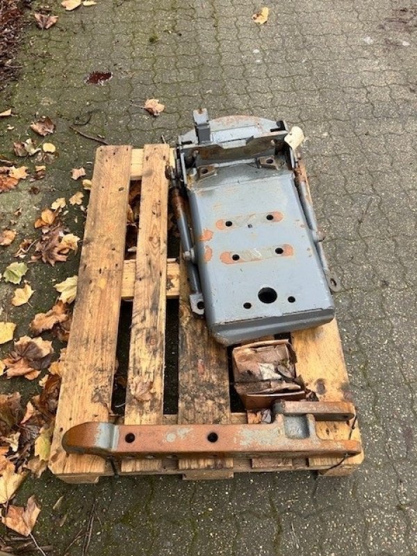 Sonstiges Traktorzubehör des Typs Ford 8340 Hitchtræk fra Ford 8340, Gebrauchtmaschine in Børkop (Bild 1)
