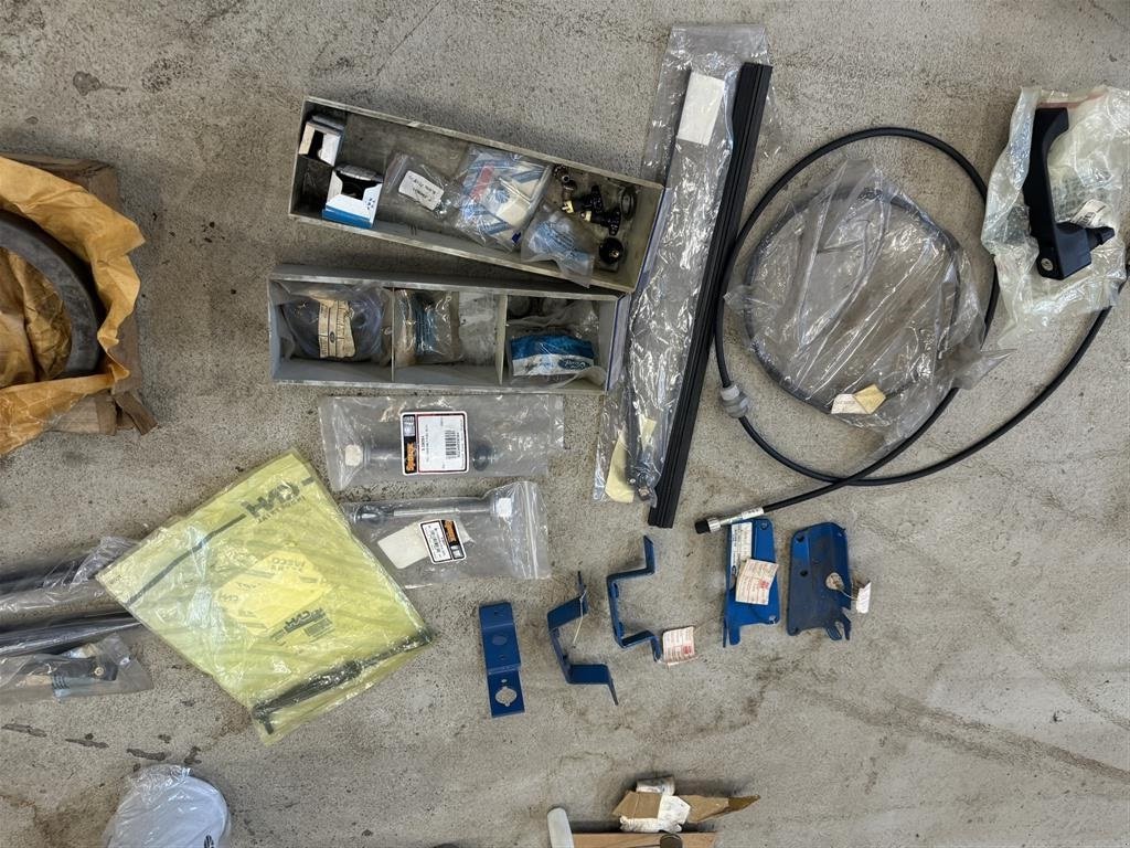 Sonstiges Traktorzubehör typu Ford Nye orginale dele, Gebrauchtmaschine v Haderup (Obrázek 17)