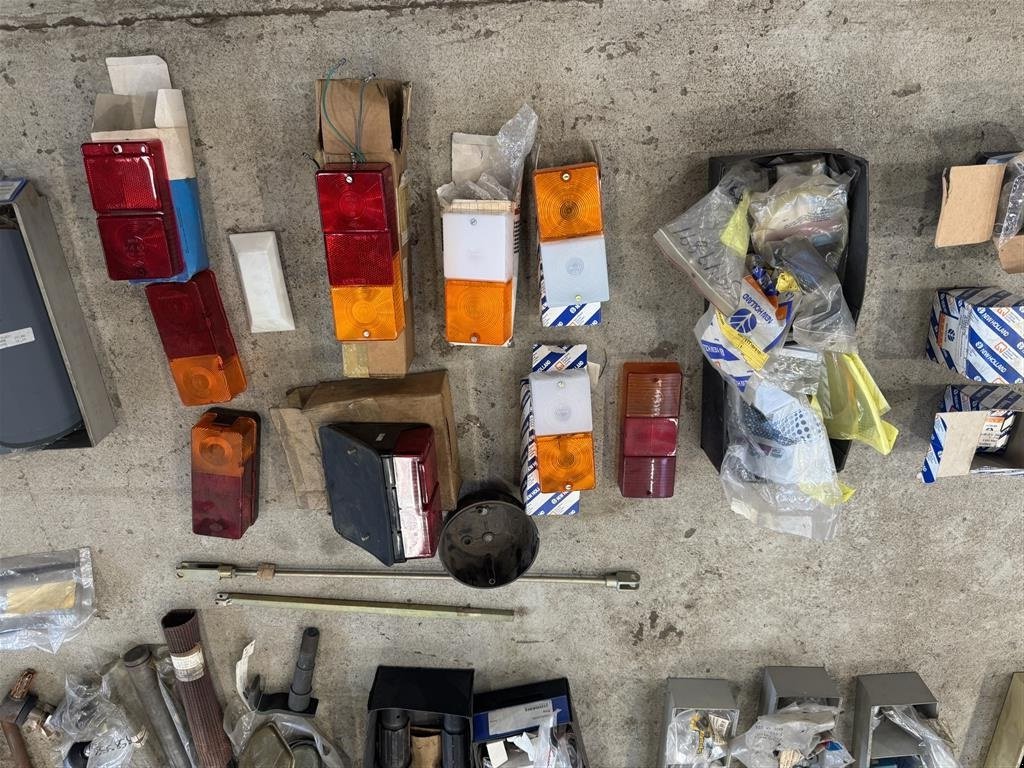 Sonstiges Traktorzubehör typu Ford Nye orginale dele, Gebrauchtmaschine v Haderup (Obrázek 20)