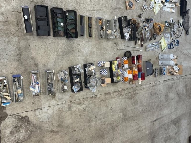 Sonstiges Traktorzubehör des Typs Ford Nye orginale dele, Gebrauchtmaschine in Haderup (Bild 1)