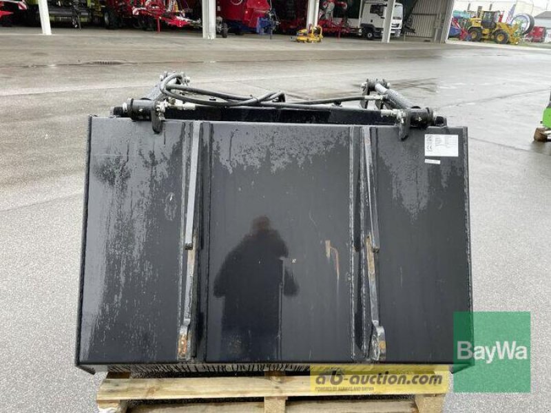 Sonstiges Traktorzubehör des Typs GiANT Schaufel VLMB-K2-1300, Gebrauchtmaschine in Bamberg (Bild 4)