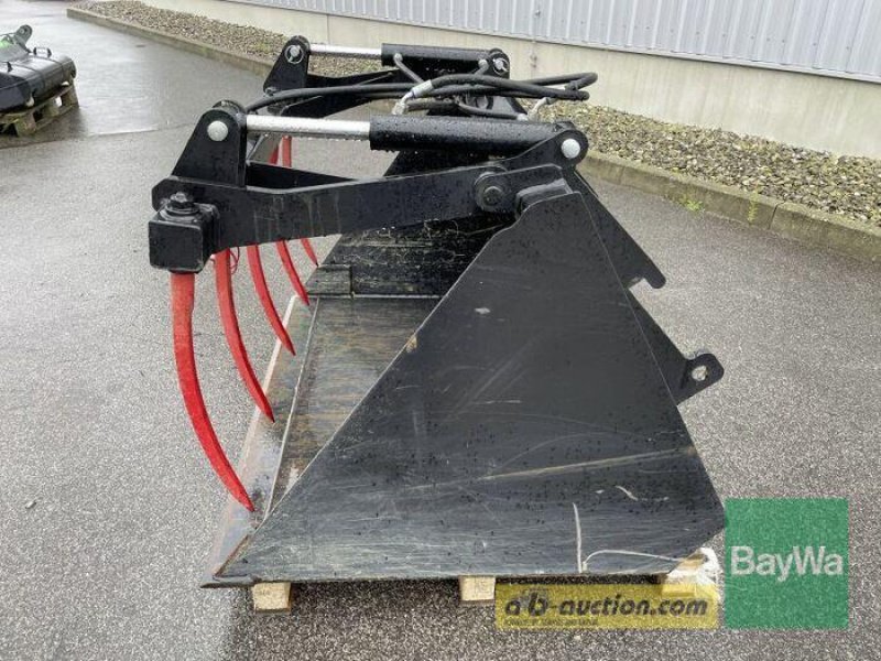 Sonstiges Traktorzubehör des Typs GiANT Schaufel VLMB-K2-1300, Gebrauchtmaschine in Bamberg (Bild 3)