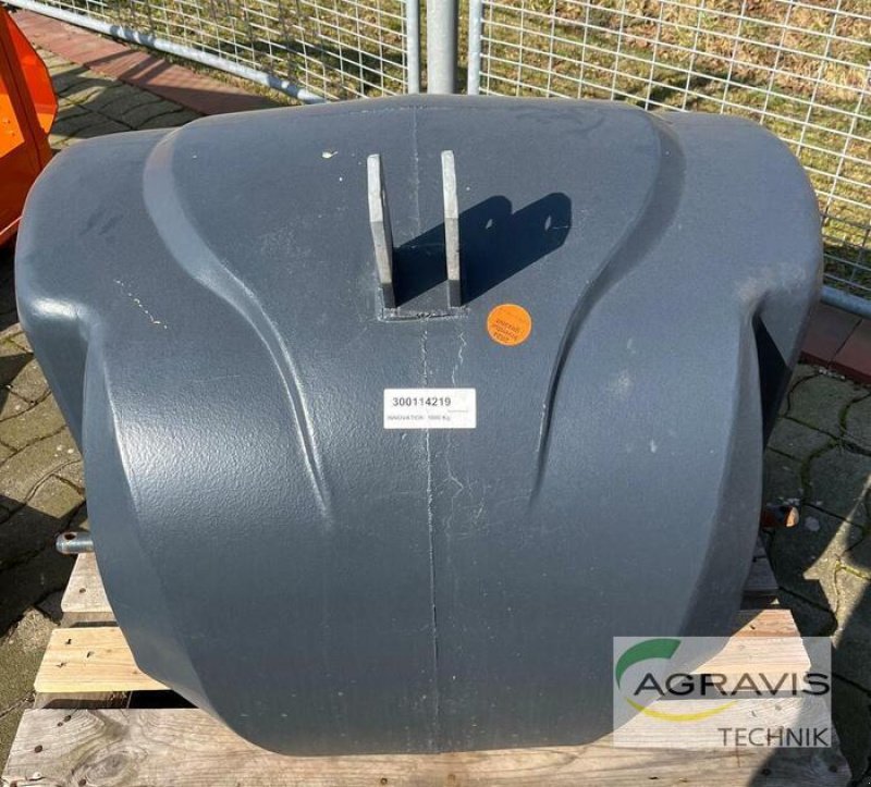 Sonstiges Traktorzubehör des Typs GMC 1000 KG INNOVATION, Neumaschine in Lage (Bild 2)