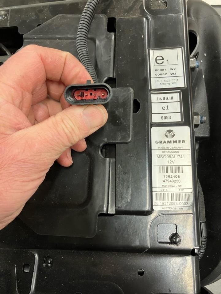 Sonstiges Traktorzubehör des Typs Grammer Luft sædebund, Gebrauchtmaschine in Farsø (Bild 4)