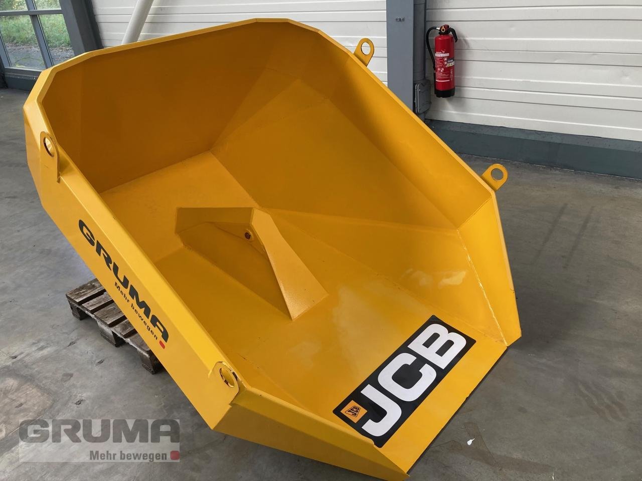 Sonstiges Traktorzubehör des Typs JCB Kippmulde, Neumaschine in Friedberg-Derching (Bild 2)