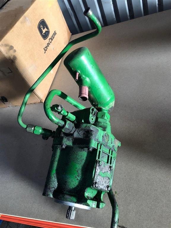 Sonstiges Traktorzubehör typu John Deere 6900 Hydraulikpumpe, Gebrauchtmaschine v Aabenraa (Obrázek 1)