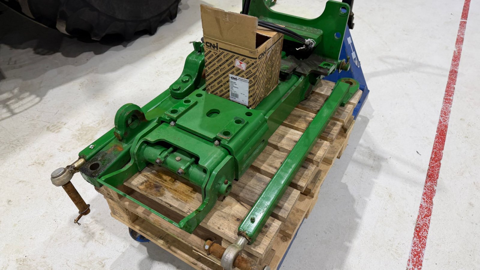 Sonstiges Traktorzubehör типа John Deere 6R Hitch, Gebrauchtmaschine в Nørager (Фотография 4)