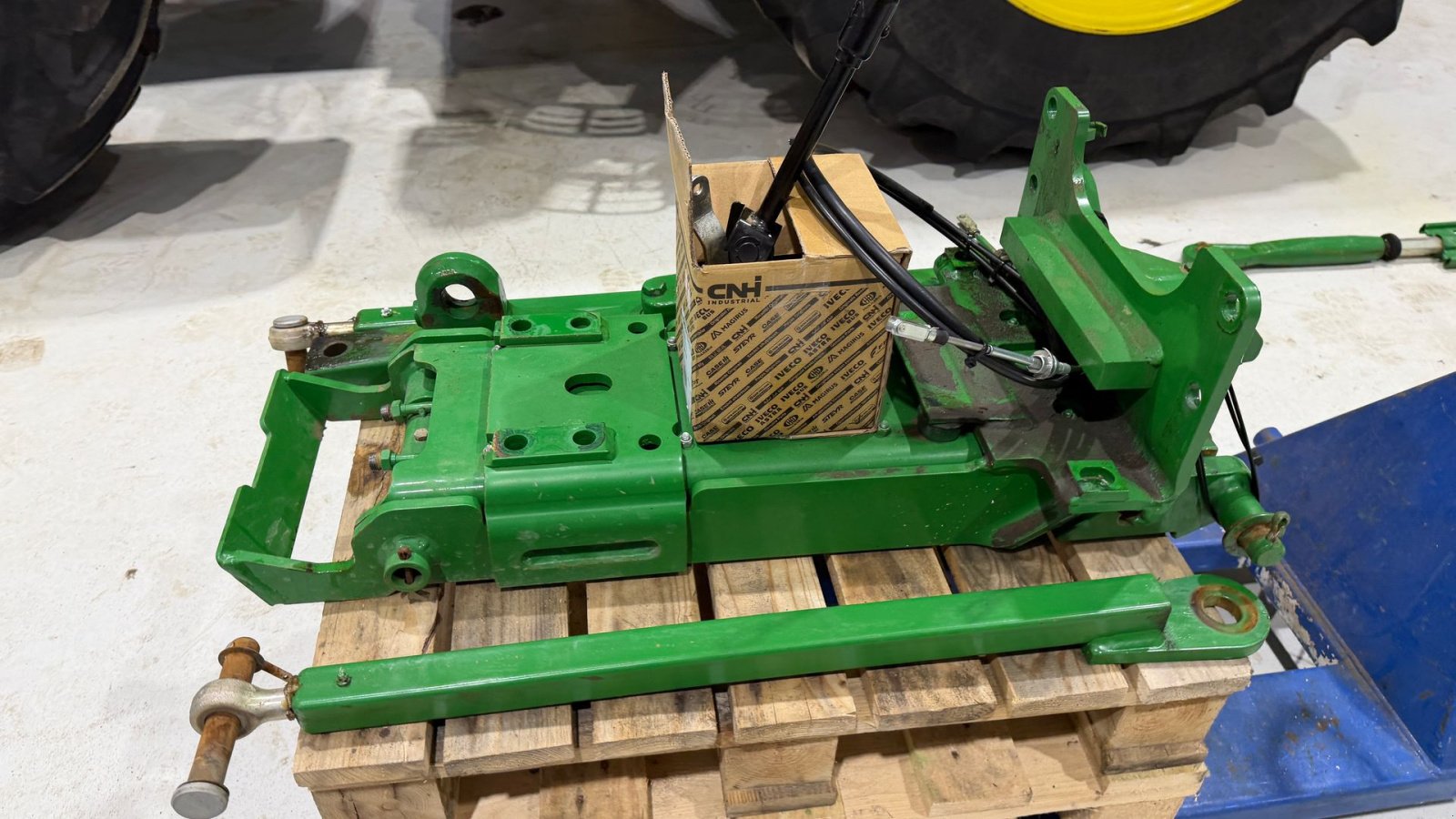 Sonstiges Traktorzubehör типа John Deere 6R Hitch, Gebrauchtmaschine в Nørager (Фотография 5)