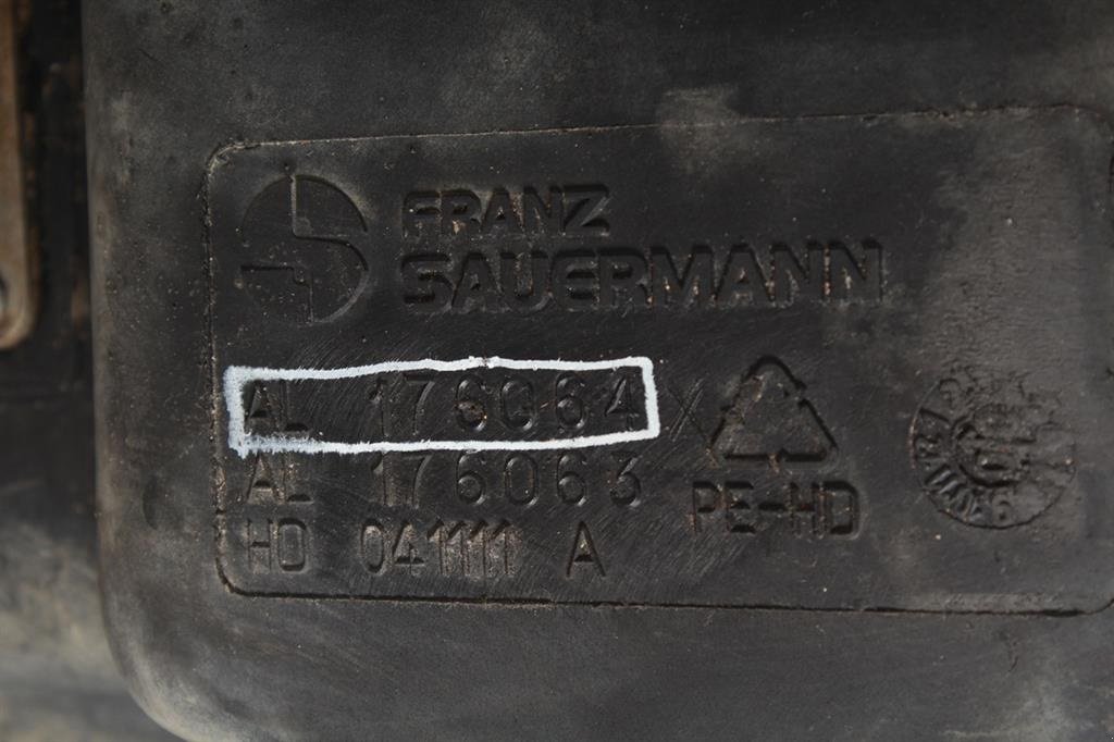 Sonstiges Traktorzubehör des Typs John Deere 7530 Dieseltank / Fuel Tank, Gebrauchtmaschine in Viborg (Bild 4)