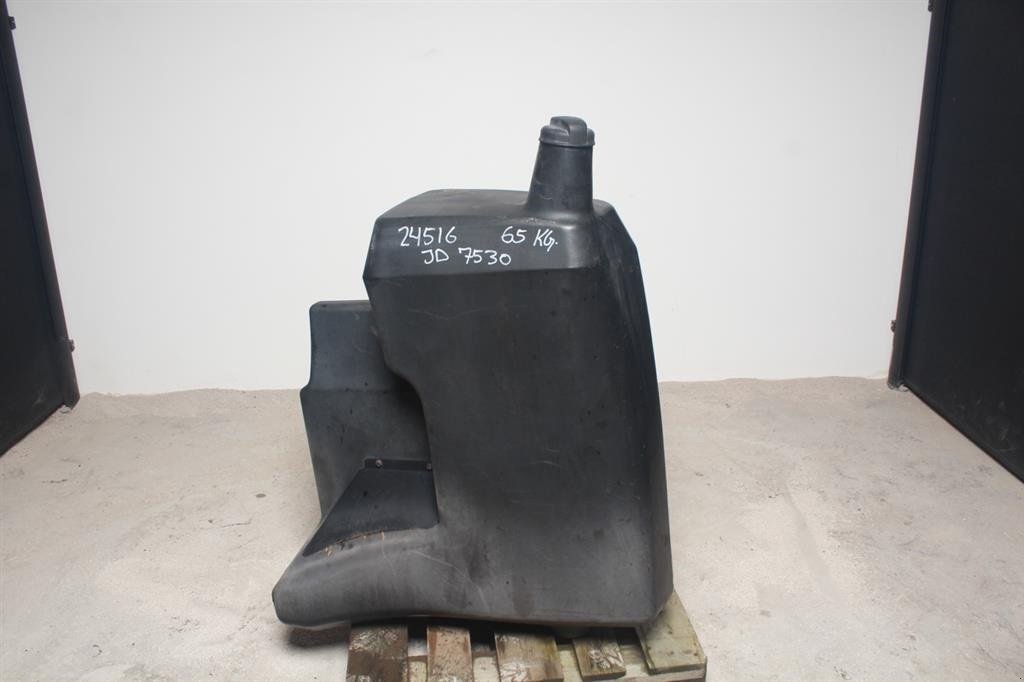 Sonstiges Traktorzubehör des Typs John Deere 7530 Dieseltank / Fuel Tank, Gebrauchtmaschine in Viborg (Bild 5)