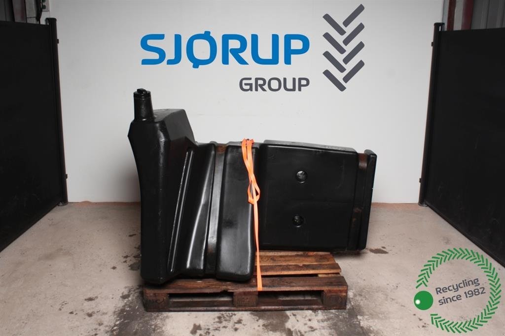 Sonstiges Traktorzubehör des Typs John Deere 7530 DIESELTANK JOHN DEERE 7530 / JOHN DEERE 7530 FUEL TANK, Gebrauchtmaschine in Viborg (Bild 1)