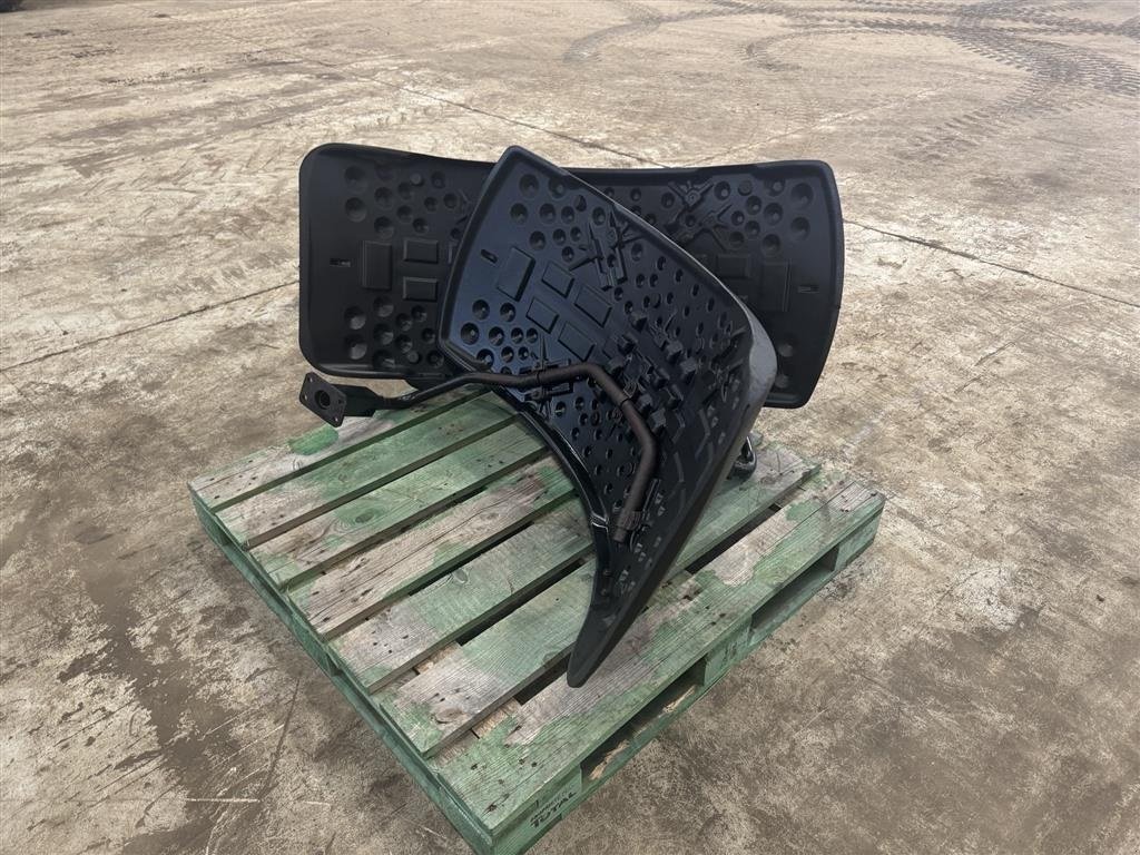 Sonstiges Traktorzubehör типа John Deere 8530 Forskærme, Gebrauchtmaschine в Haderup (Фотография 4)