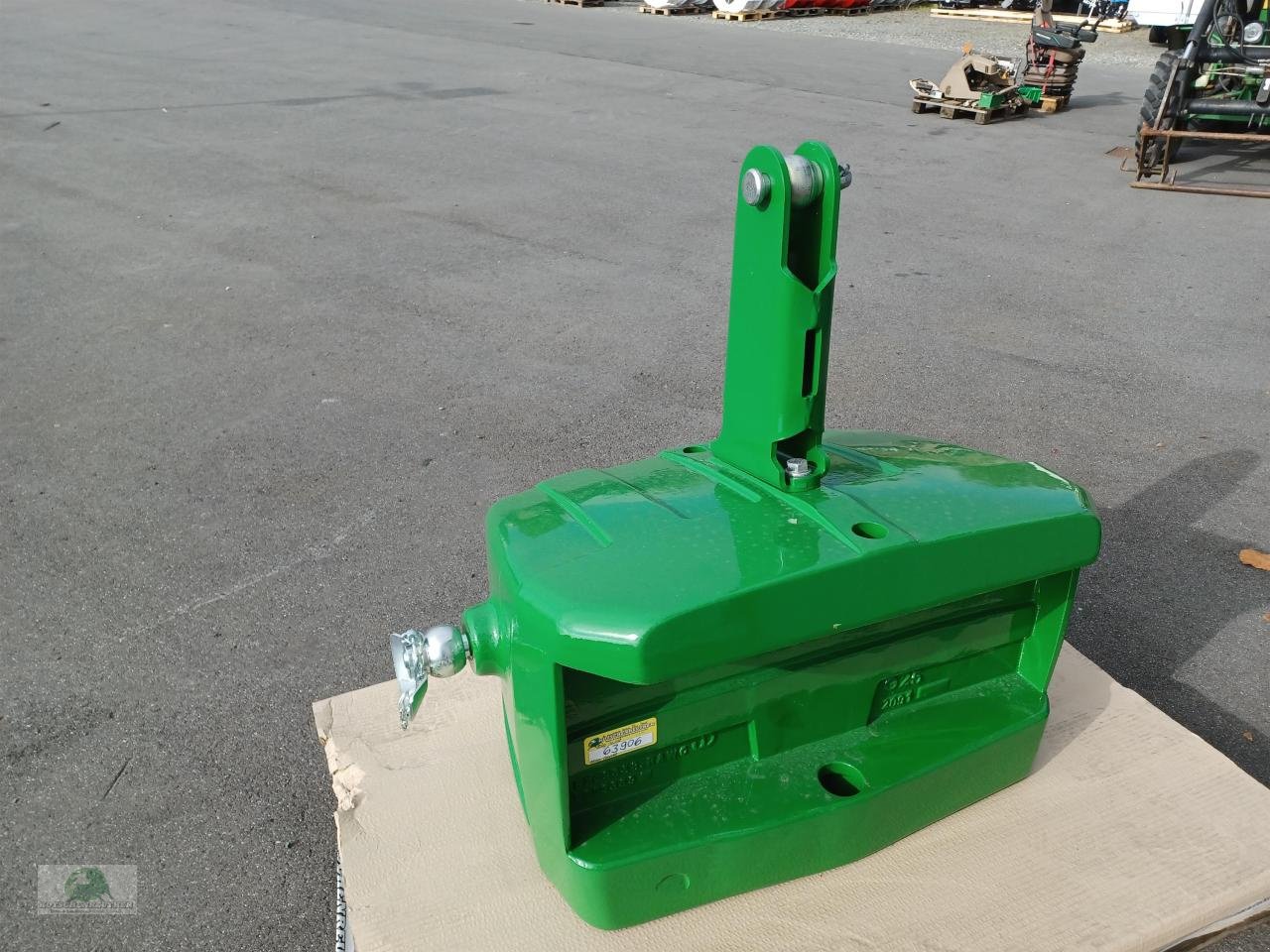 Sonstiges Traktorzubehör des Typs John Deere 900 kg, Neumaschine in Steinwiesen (Bild 4)